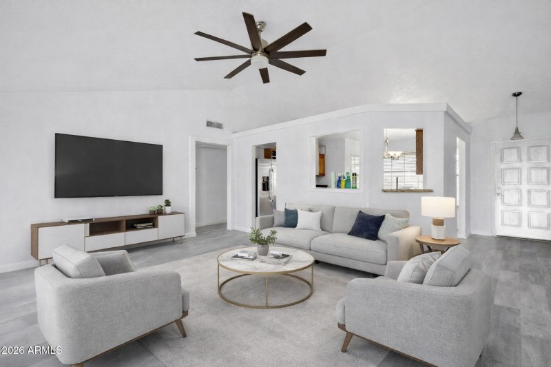 Renovated Familyroom Possibility