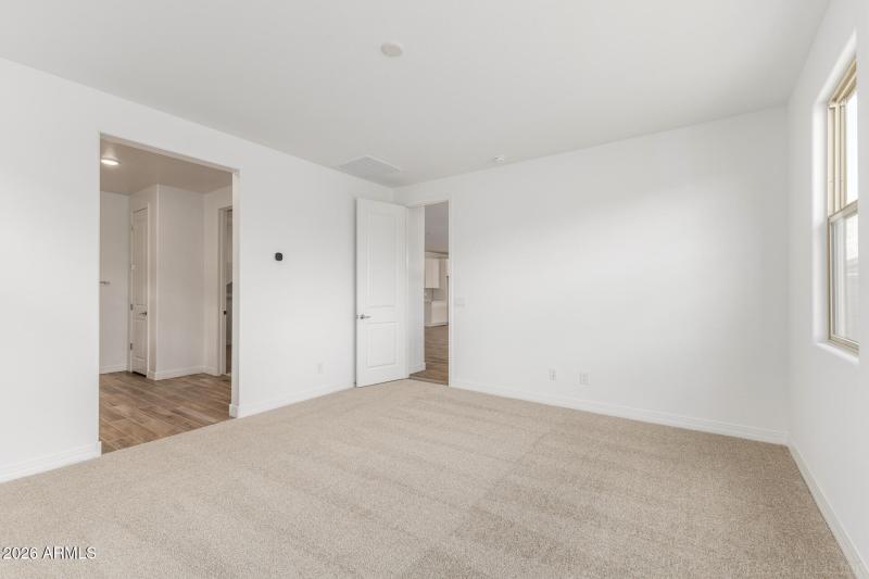 PHX_TV_Lot2013_Apple_17458_ownersbed (2)