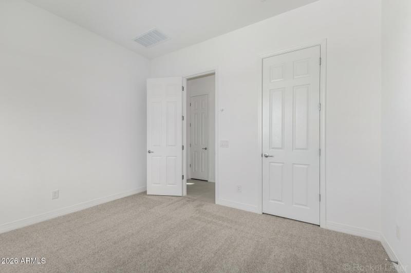 PHX_TV_Lot 2005_Currant_17408_Bed4