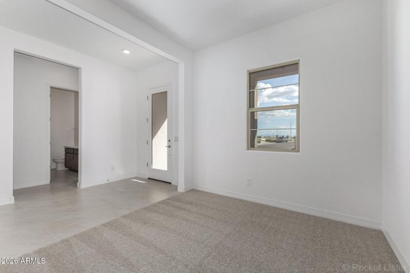 PHX_TV_Lot 2005_Currant_17408_Flex