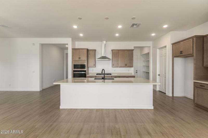 PHX_Landmarke_Lot1185_Blush_399_Kitchen