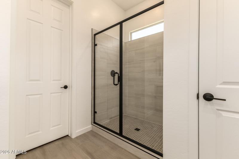 PHX_Landmarke_Lot1185_Blush_399_Ownerssh