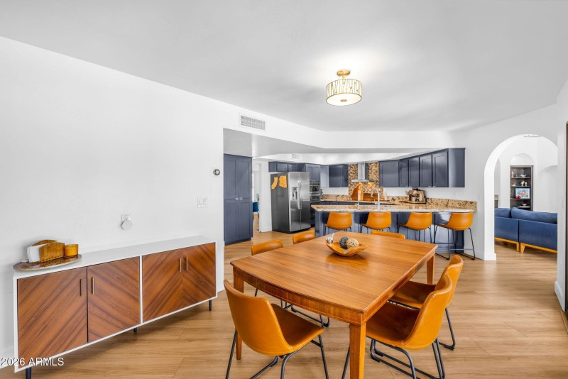 Kitchen & Informal Dining