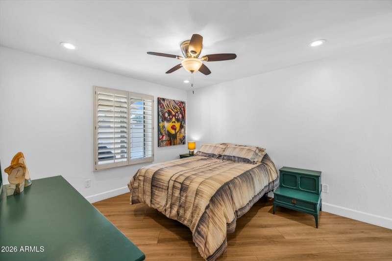 Split En-suite Guest Room #1