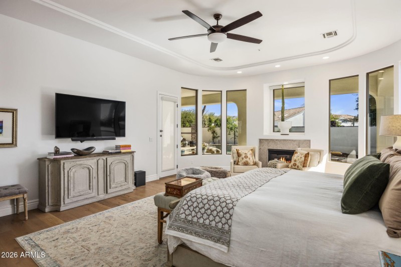 10-web-or-mls-D46A7484