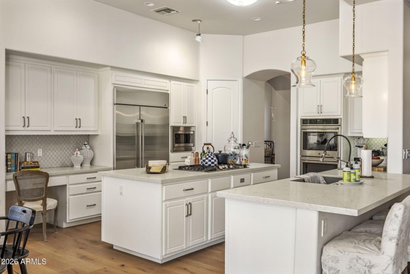 24-web-or-mls-D46A7571