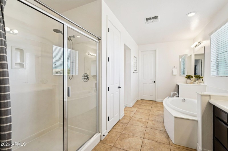 42-web-or-mls-193935 - [No address provi