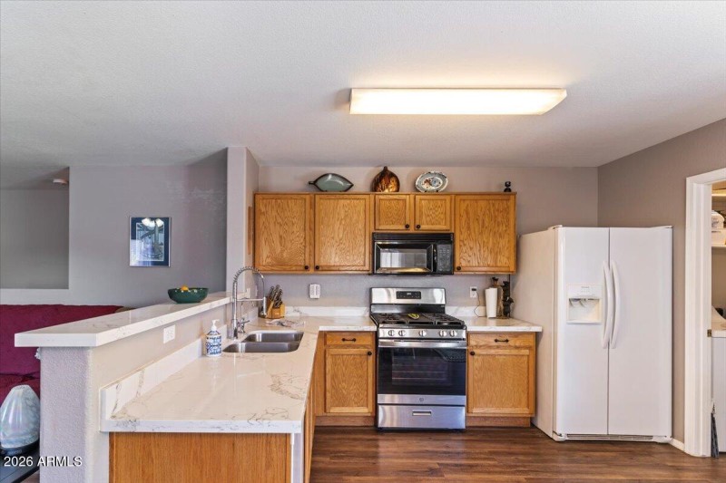 09-1057 E Silversmith Trail