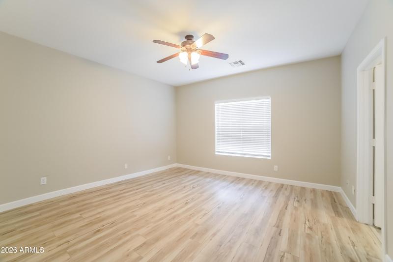 1006860.754 E DRIFTER PL - Main Bedroom