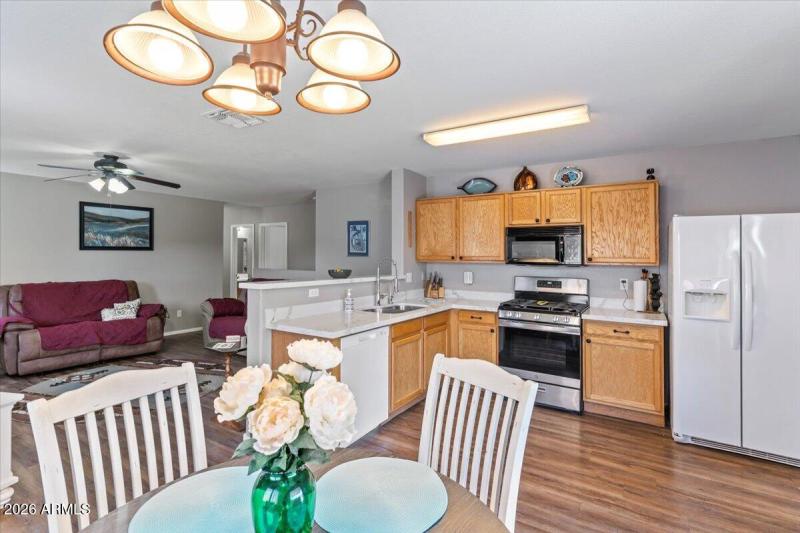 12-1057 E Silversmith Trail