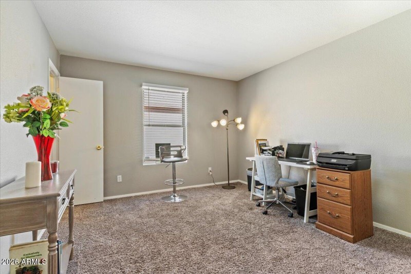 21-1057 E Silversmith Trail