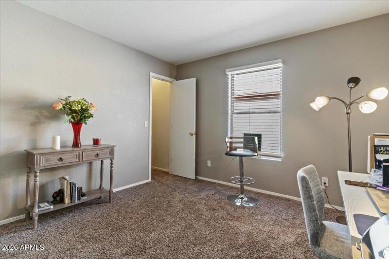 22-1057 E Silversmith Trail