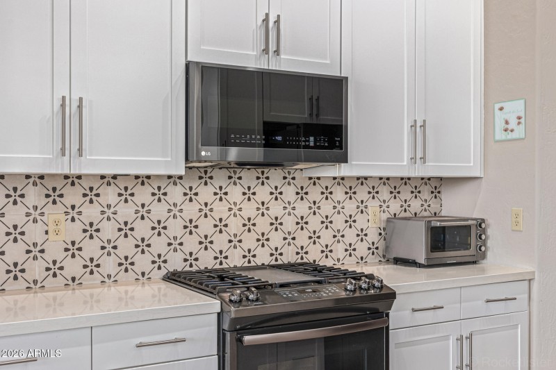 Gas Stovetop and Oven