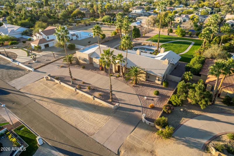 77 - Desert Cove Drone