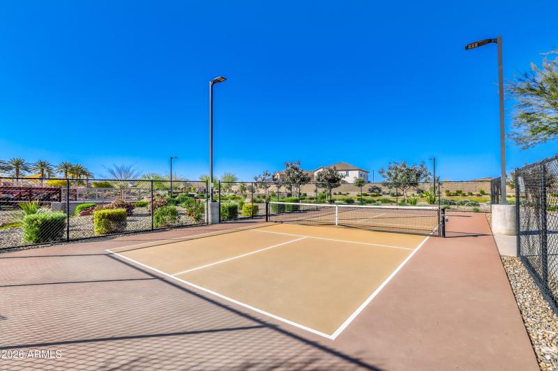 16016 W Creedance Blvd - MLS Sized - 005