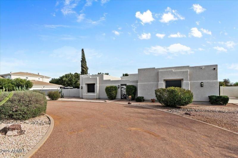 202610205530442404000000-o