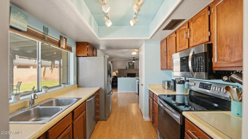 11-web-or-mls-P1507797