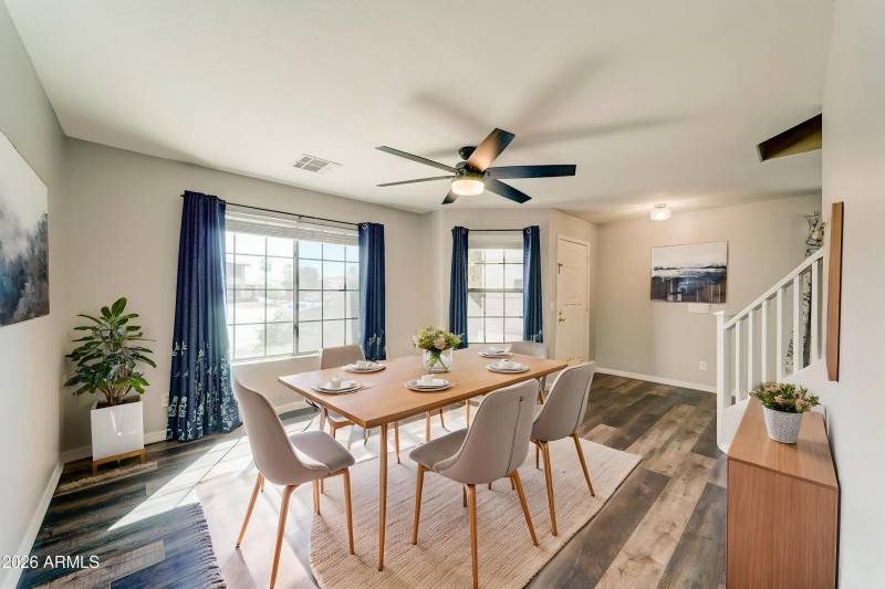 21232-N-31st-Dr-10 - Dining Room - Stand