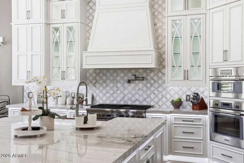 Top of the Line Model Perfect Kitchen