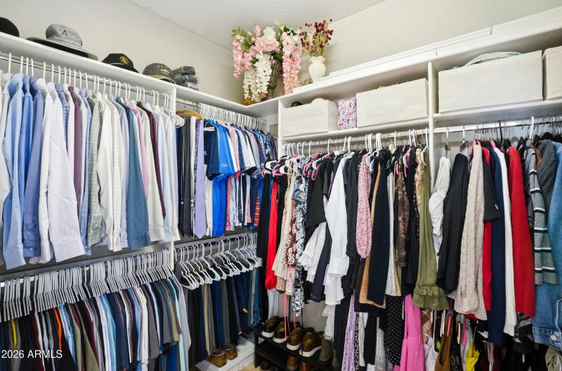 3935 e rough rider rd 1219-18