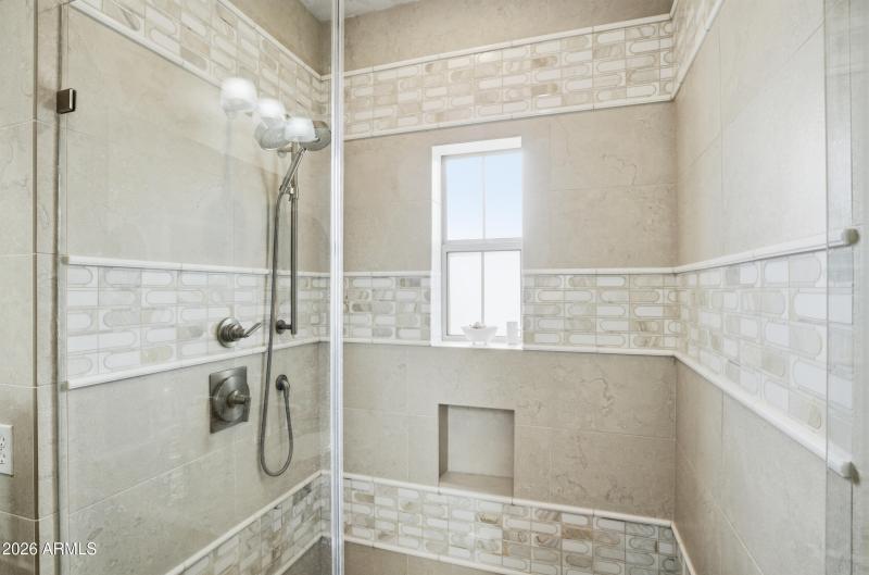 3935 e rough rider rd 1219-17