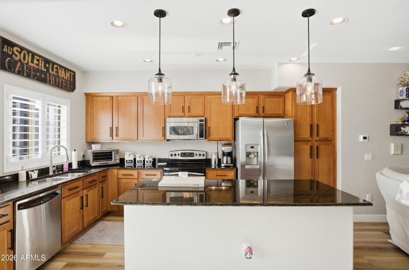 3935 e rough rider rd 1219-10