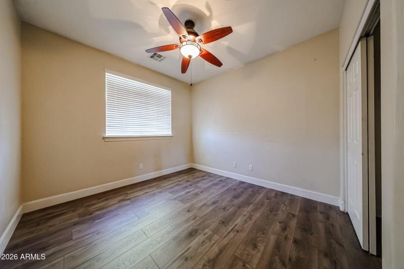 Upstairs Guest Room 1