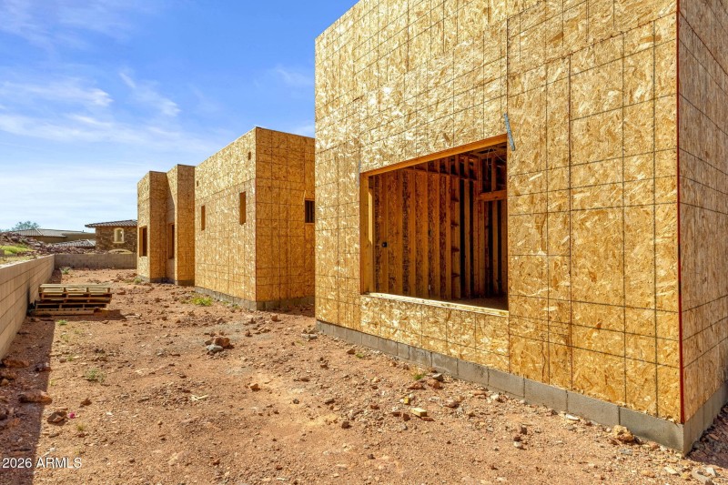 56-web-or-mls-9805-talon-trail