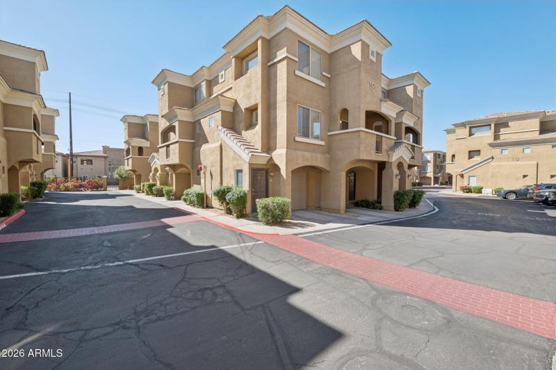 It is nice being a Corner Unit.