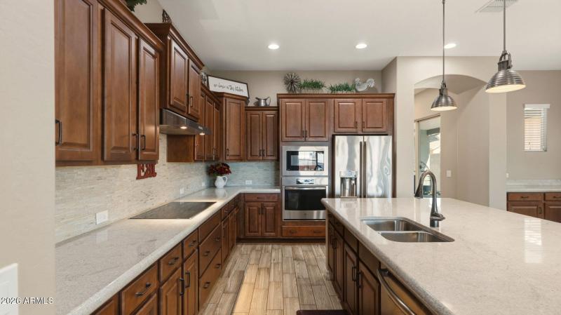 11-web-or-mls-P1507599