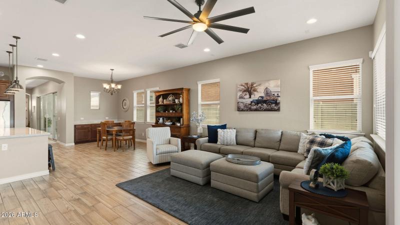 12-web-or-mls-P1507585