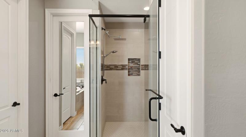 25-web-or-mls-P1507648