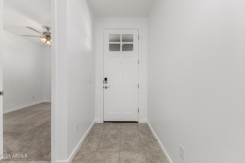 07 - Country Club 12655