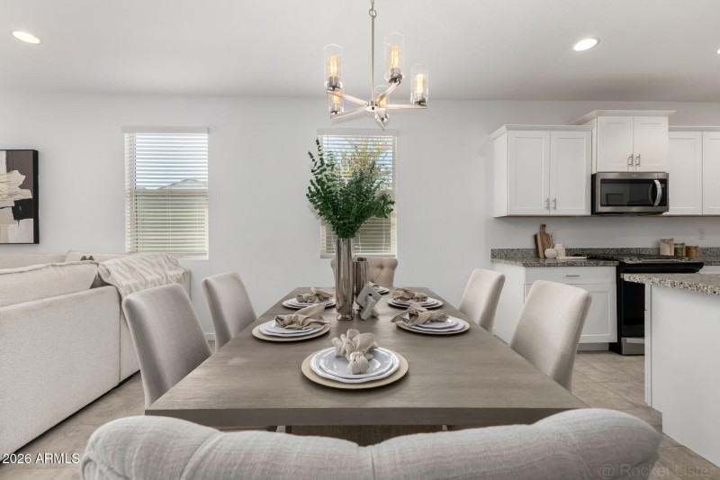 13 - Country Club 12655