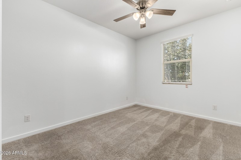 24 - Country Club 12655