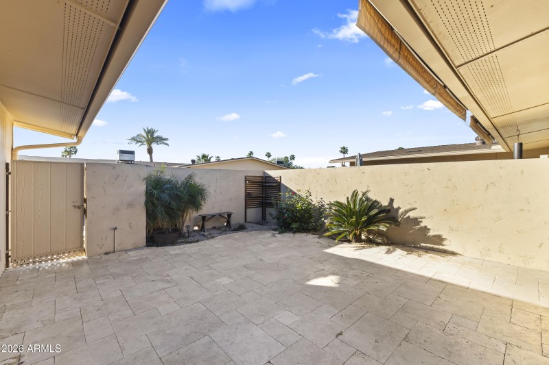 Patio W Awning Retracted
