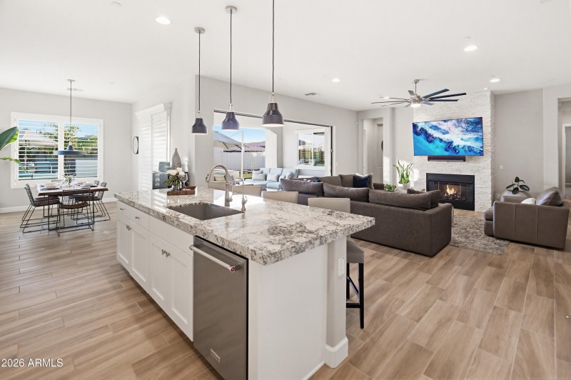 11705 W Red Hawk Dr-12