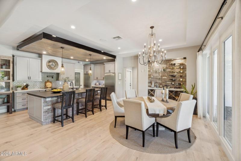 23-web-or-mls-5402-e-corrine-dr