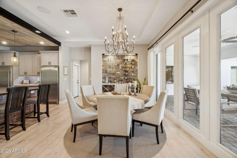 24-web-or-mls-5402-e-corrine-dr