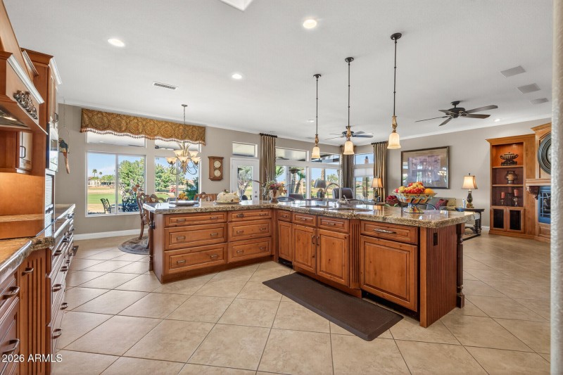 30_21837_N_Montego_Dr30_mls