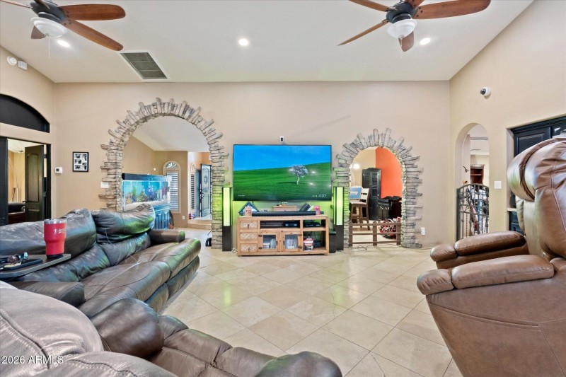 Living Room wStone Archways