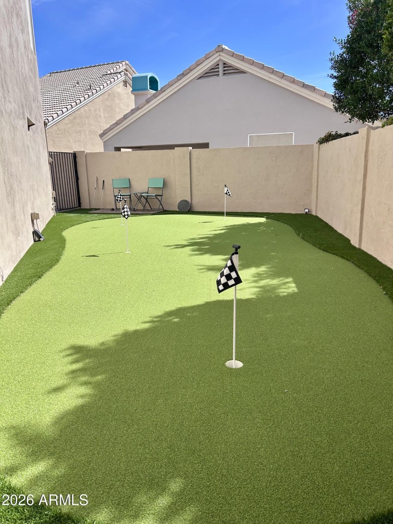 Mountain Vista Putting Green