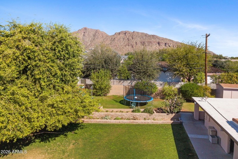 44-web-or-mls-5944-e-calle-del-norte