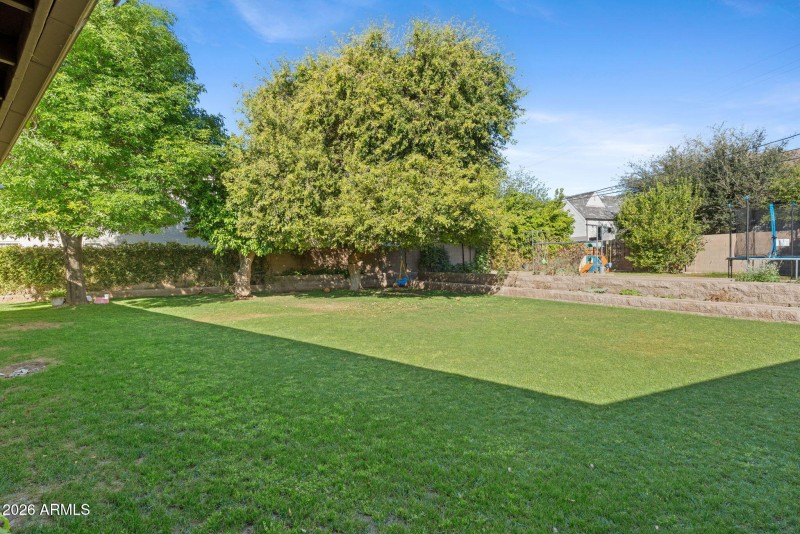 41-web-or-mls-5944-e-calle-del-norte