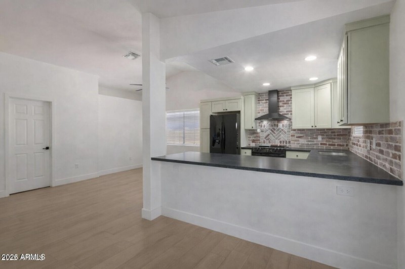 7C41FFDA-7B8D-4EF8-AD9B-7DF7B6722AA5 (1)