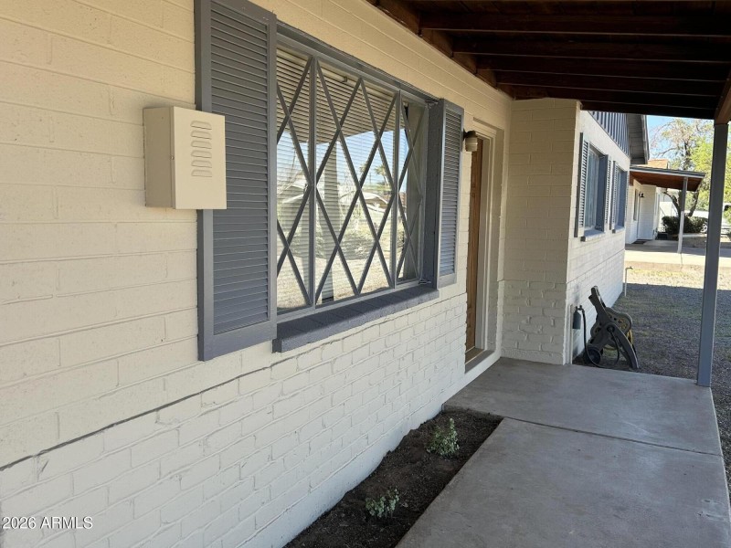 Walkway to front door