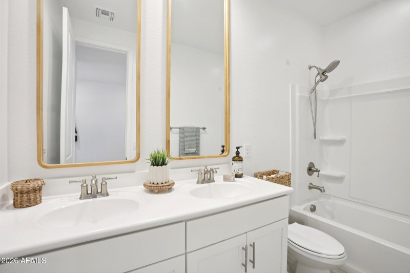 17-web-or-mls-W Fetlock Trl-S1303-017