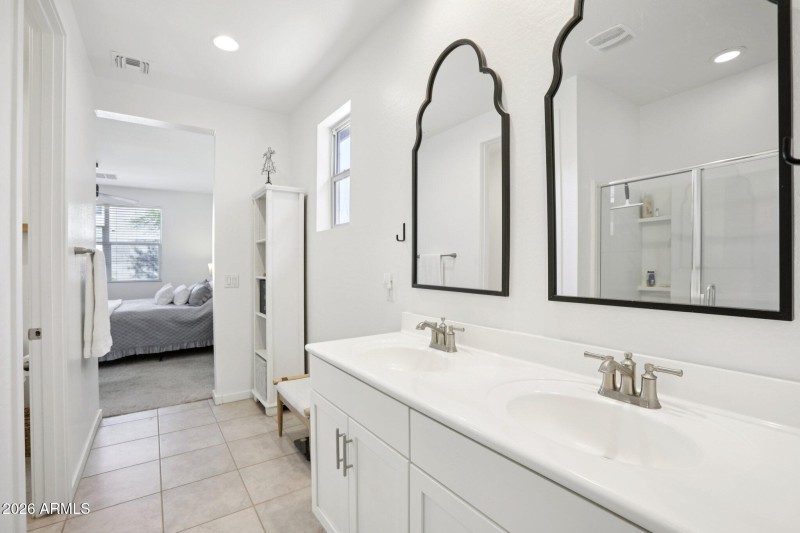 28-web-or-mls-W Fetlock Trl-S1303-028