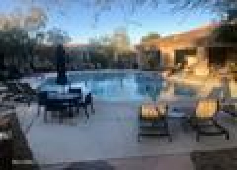 11MCachet-Pool5_jpg_thumb