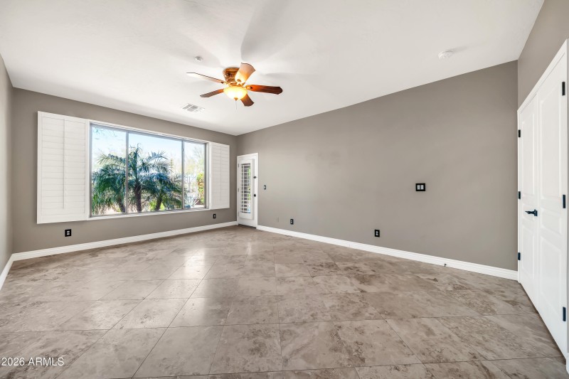 2812 W Reedy Creek Dr-29